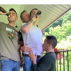 Meet your Posher, Christian